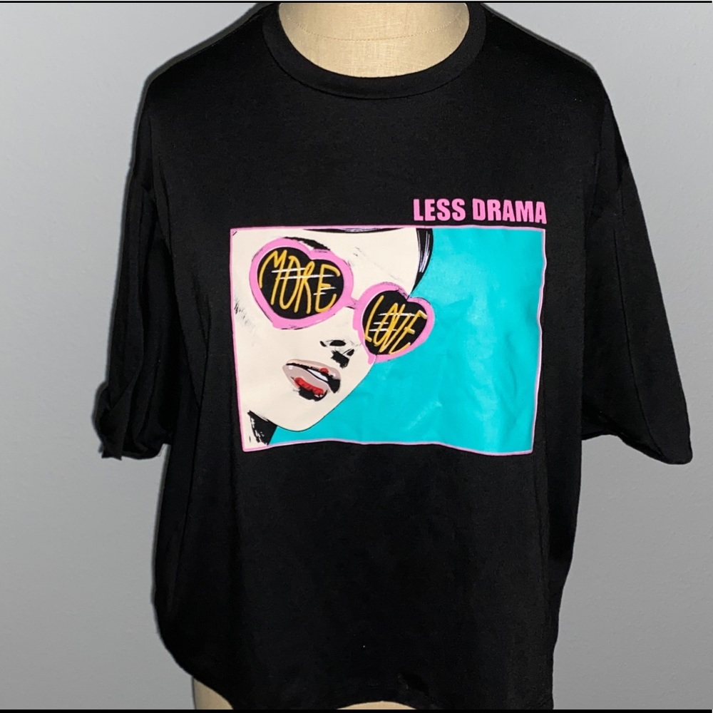 T shirt crop top Less Drama